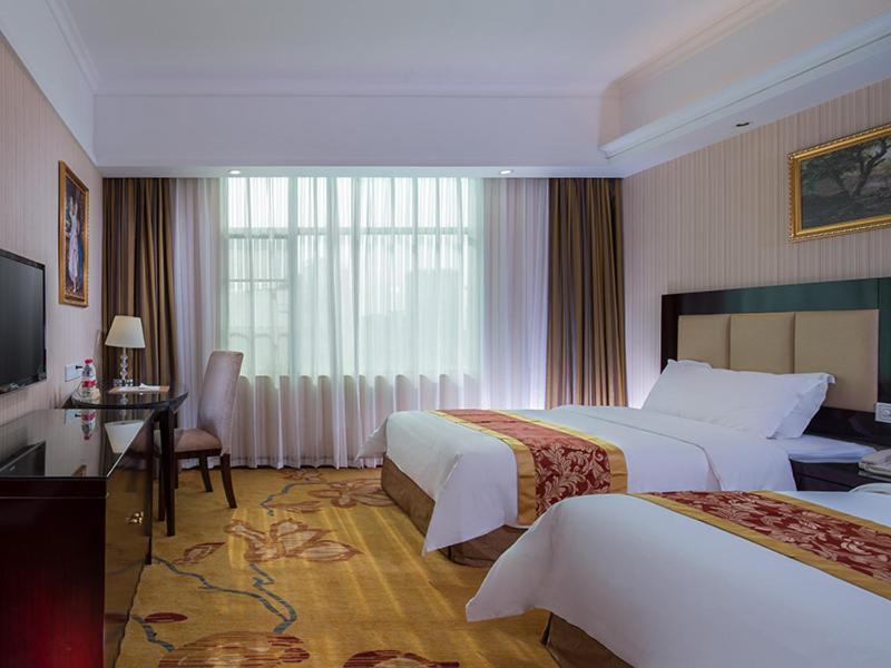 Vienna Hotel Baoan Liutang Xin'an  Buitenkant foto