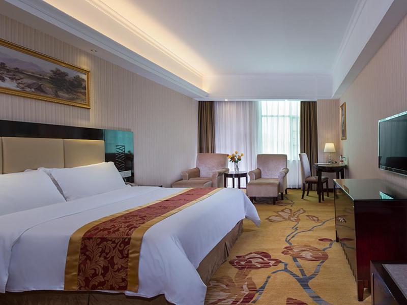 Vienna Hotel Baoan Liutang Xin'an  Buitenkant foto
