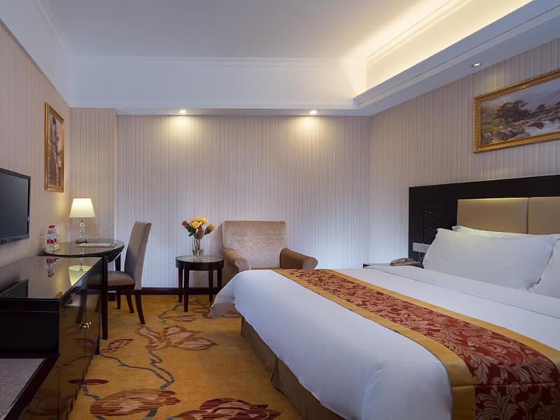 Vienna Hotel Baoan Liutang Xin'an  Buitenkant foto