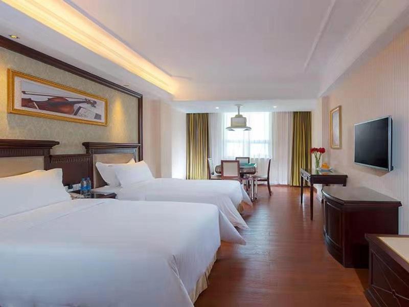 Vienna Hotel Baoan Liutang Xin'an  Buitenkant foto