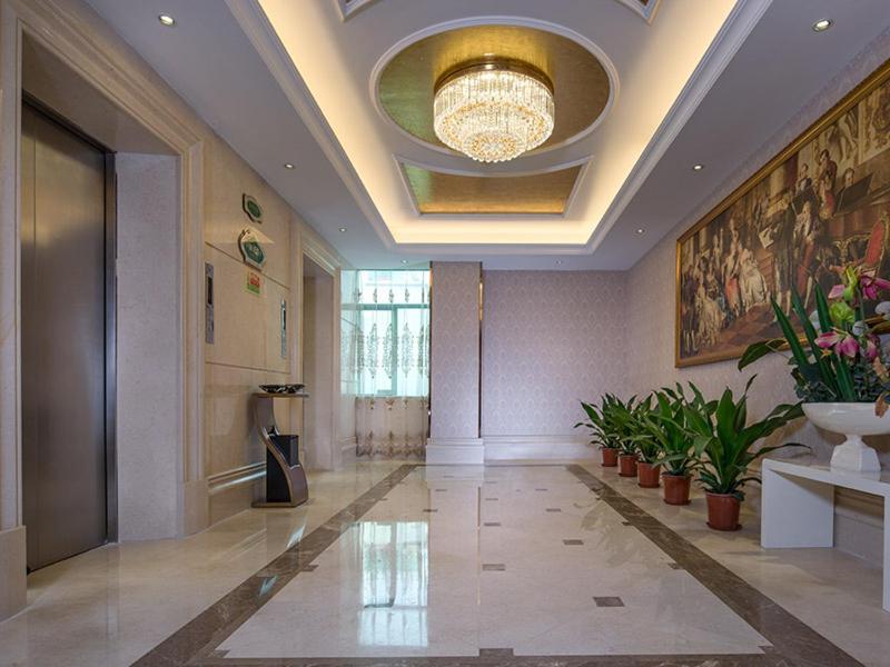 Vienna Hotel Baoan Liutang Xin'an  Buitenkant foto